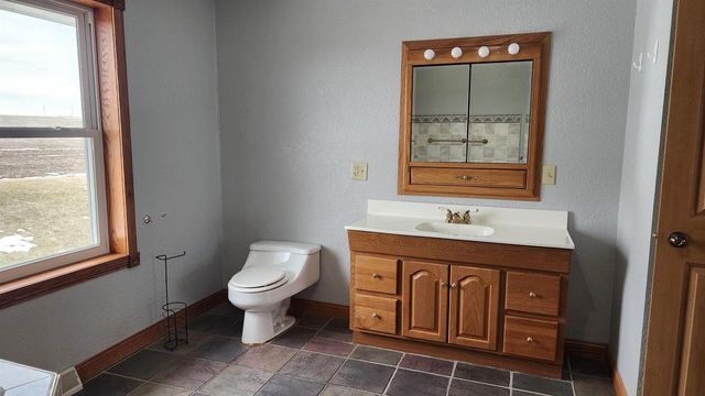 14177 Irish Ridge Road, Mount Hope, WI 53816