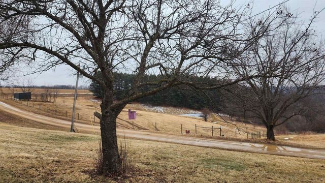 14177 Irish Ridge Road, Mount Hope, WI 53816