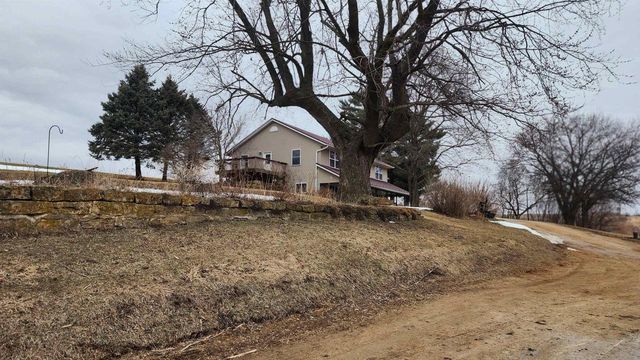 14177 Irish Ridge Road, Mount Hope, WI 53816