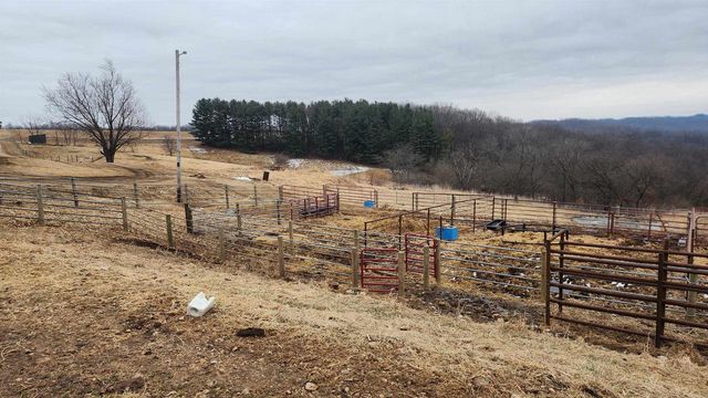 14177 Irish Ridge Road, Mount Hope, WI 53816