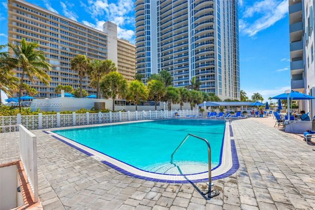 4250 Galt Ocean Dr 1J, Fort Lauderdale, FL 33308