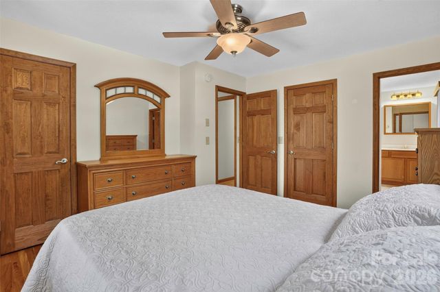 44 Autumn View Drive, Hendersonville, NC 28792