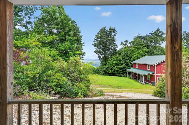 44 Autumn View Drive, Hendersonville, NC 28792