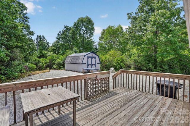 44 Autumn View Drive, Hendersonville, NC 28792