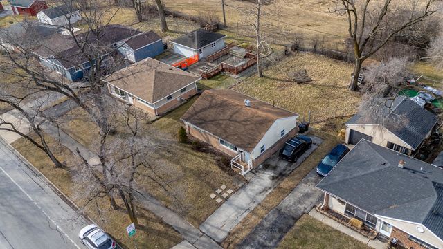 309 Blackhawk Drive, Park Forest, IL 60466