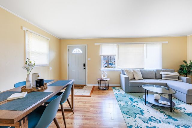 309 Blackhawk Drive, Park Forest, IL 60466