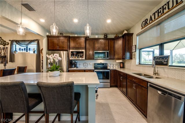 11986 Westmoreland WAY, Fort Myers, FL 33913