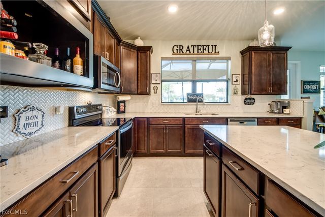 11986 Westmoreland WAY, Fort Myers, FL 33913