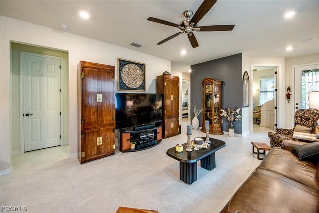 11986 Westmoreland WAY, Fort Myers, FL 33913