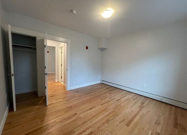 233 Lafayette Street 5, Salem, MA 01970