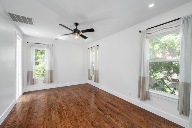 307 W Annie ST, Austin, TX 78704
