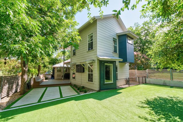 307 W Annie ST, Austin, TX 78704