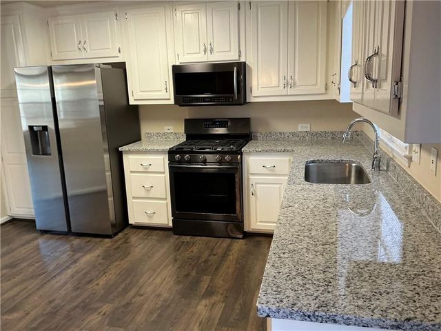 29 Arbor Hills Trace, Talking Rock, GA 30175