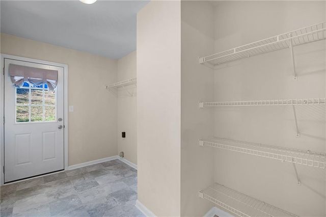 29 Arbor Hills Trace, Talking Rock, GA 30175