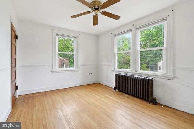 2018 ROY AVE, Abington, PA 19001