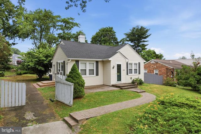 2018 ROY AVE, Abington, PA 19001