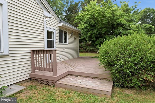 2018 ROY AVE, Abington, PA 19001
