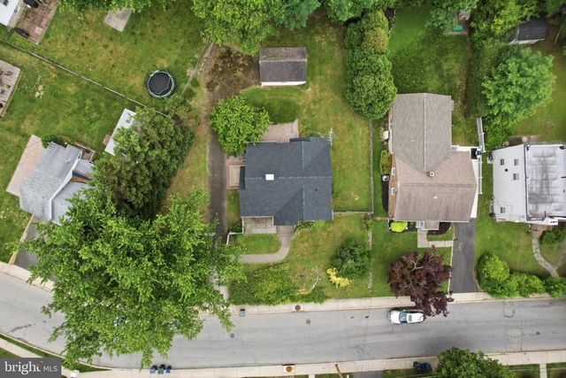 2018 ROY AVE, Abington, PA 19001