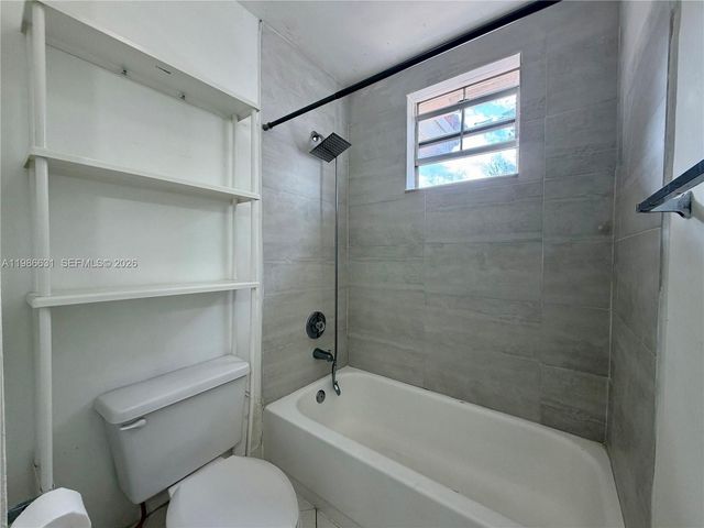 12619 NW 11th Pl, Sunrise, FL 33323