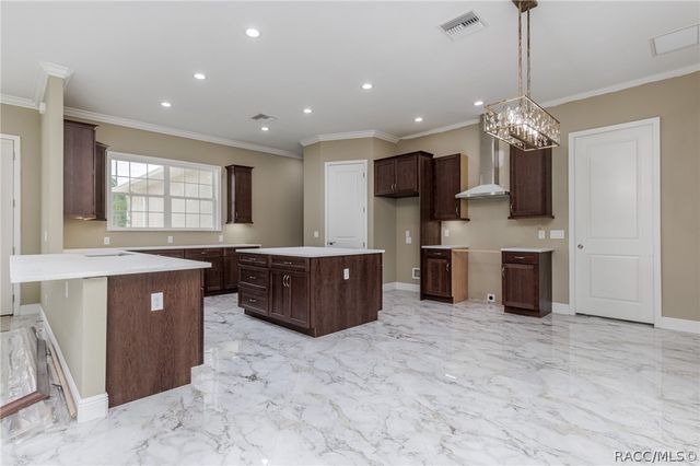 4806 N Pine Ridge Boulevard, Beverly Hills, FL 34465