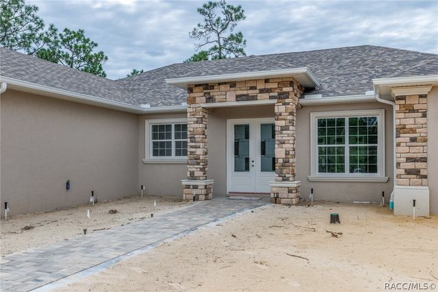 4806 N Pine Ridge Boulevard, Beverly Hills, FL 34465