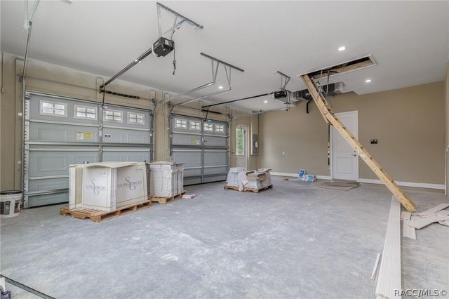 4806 N Pine Ridge Boulevard, Beverly Hills, FL 34465