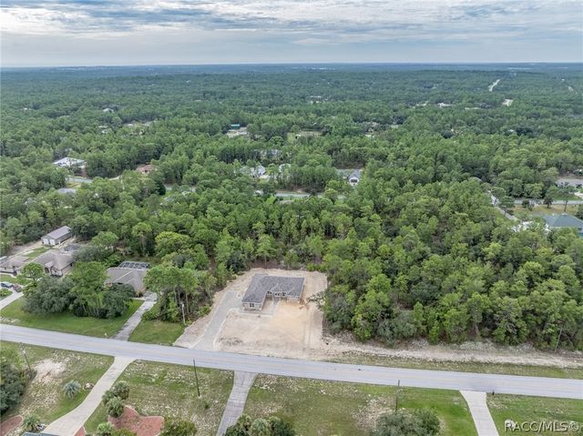 4806 N Pine Ridge Boulevard, Beverly Hills, FL 34465