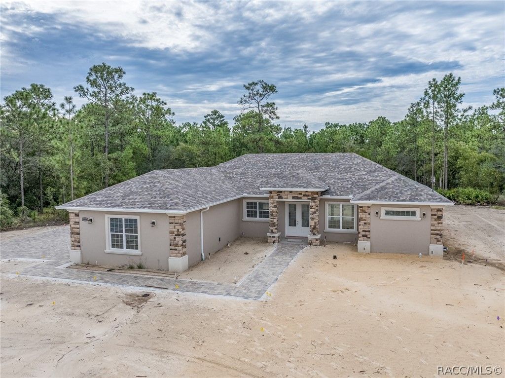 4806 N Pine Ridge Boulevard, Beverly Hills, FL 34465
