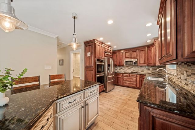 221 Shady Oak Drive, Michigan City, IN 46360