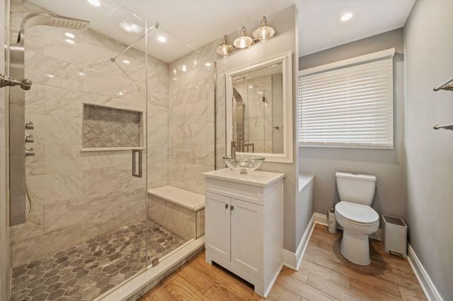 221 Shady Oak Drive, Michigan City, IN 46360