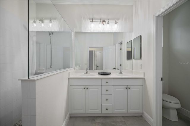 12146 LONGVIEW LAKE CIRCLE, Bradenton, FL 34211