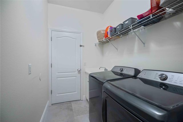 12146 LONGVIEW LAKE CIRCLE, Bradenton, FL 34211