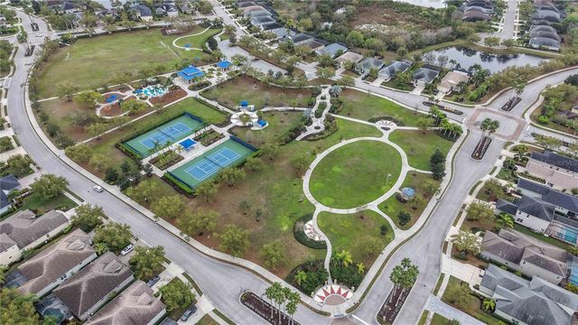 12146 LONGVIEW LAKE CIRCLE, Bradenton, FL 34211