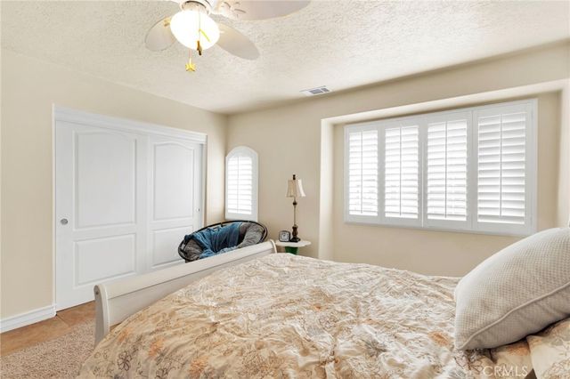 17790 Cresta Blanca, Victorville, CA 92395
