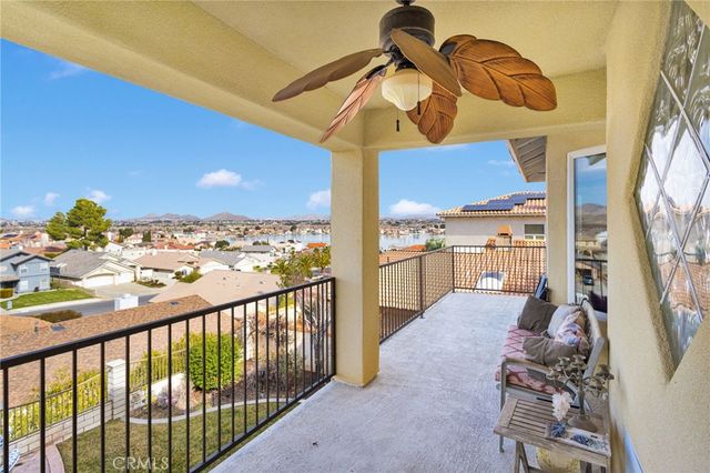 17790 Cresta Blanca, Victorville, CA 92395