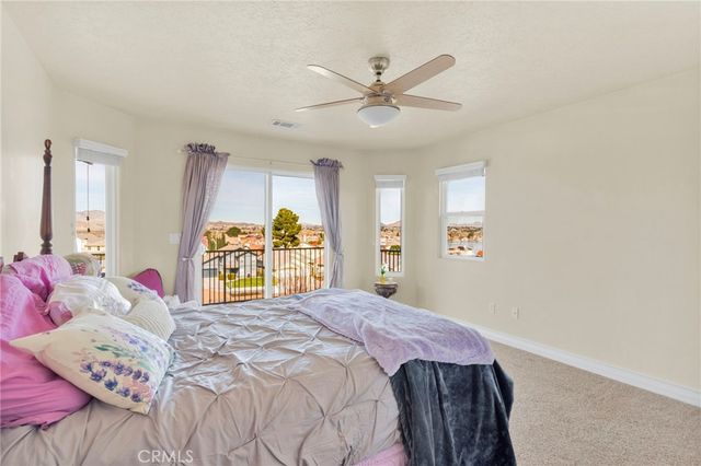 17790 Cresta Blanca, Victorville, CA 92395