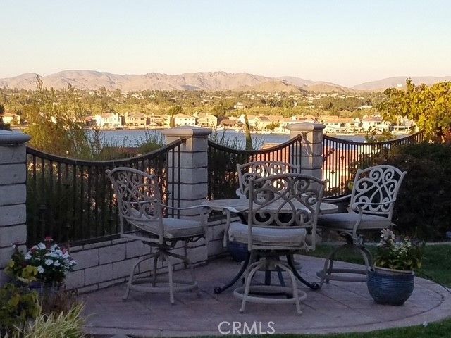 17790 Cresta Blanca, Victorville, CA 92395