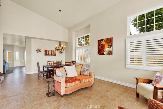 17790 Cresta Blanca, Victorville, CA 92395