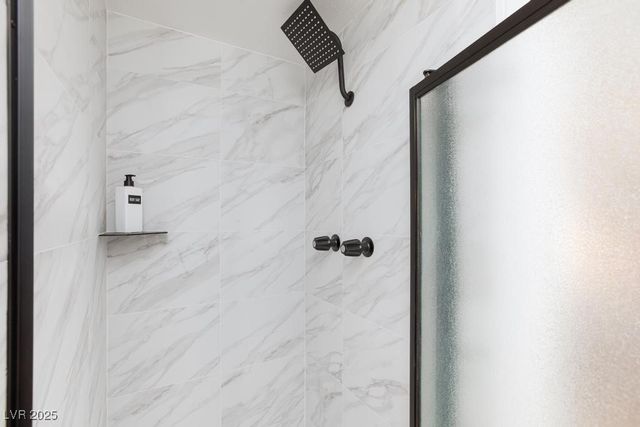 3823 South Maryland Parkway 5, Las Vegas, NV 89119