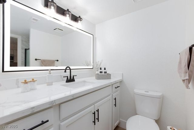 3823 South Maryland Parkway 5, Las Vegas, NV 89119