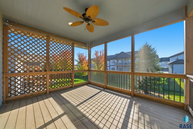 5915 W Yukon Trl Trail, Sioux Falls, SD 57107