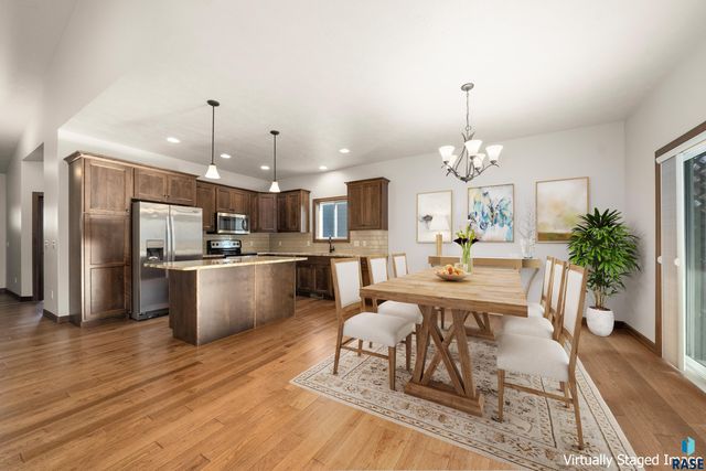 5915 W Yukon Trl Trail, Sioux Falls, SD 57107