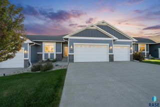 5915 W Yukon Trl Trail, Sioux Falls, SD 57107