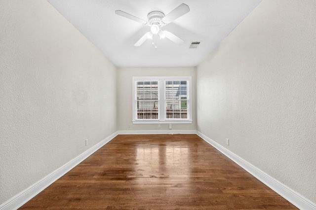 924 E 52nd ST A, Austin, TX 78751