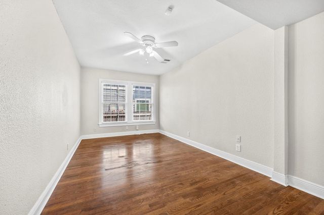 924 E 52nd ST A, Austin, TX 78751