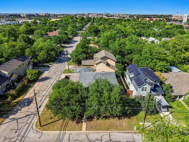 924 E 52nd ST A, Austin, TX 78751
