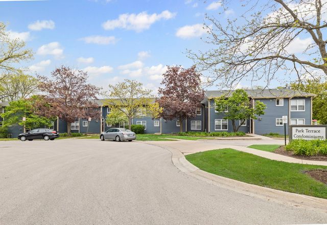 764 TERRACE Court A, Elgin, IL 60120