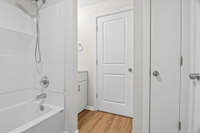 764 TERRACE Court A, Elgin, IL 60120