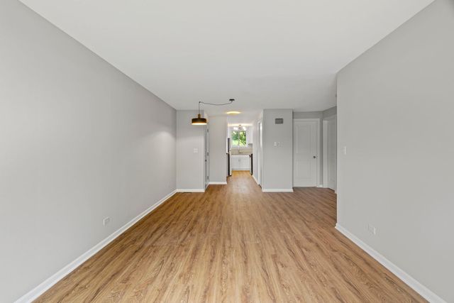 764 TERRACE Court A, Elgin, IL 60120