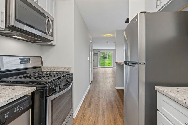 764 TERRACE Court A, Elgin, IL 60120